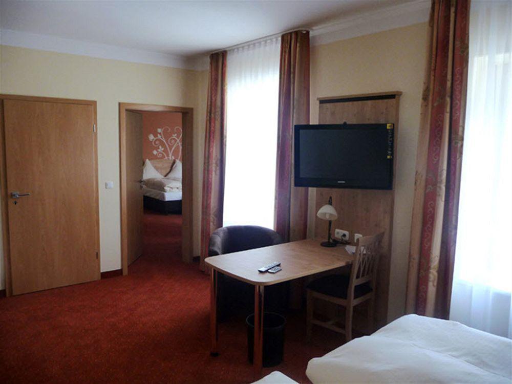 Hotel Gasthof Fellner Furth im Wald Luaran gambar